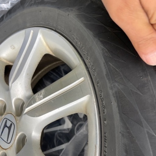 商談中　ブリヂストンVRX2 16インチ純正ホイール付