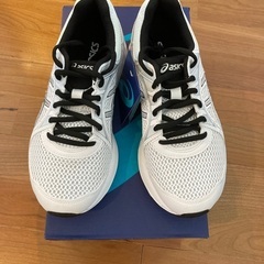 新品未使用　24.0センチ　アシックスJOLT2 ランニングシューズ