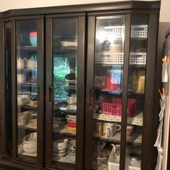 食器棚の画像