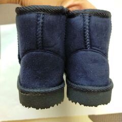 美品 ムートンブーツ 15cm ネイビーの画像