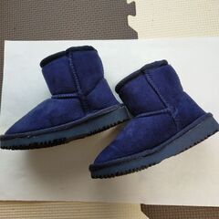 美品 ムートンブーツ 15cm ネイビーの画像