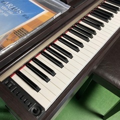 ● YAMAHA、電子ピアノの画像