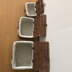 藤のバスケット【値下げしました】の画像