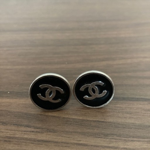 イヤリング　CHANEL coco mark