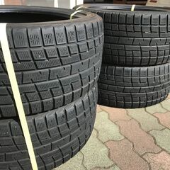 スタッドレスタイヤ   245/40-19の画像