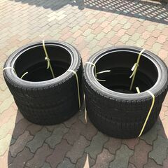 スタッドレスタイヤ   245/40-19の画像