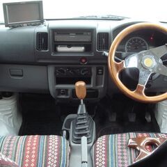 NV100クリッパーバン 車検6年5月 13万5千キロ 希少なMT ４WD(2WD切り替え) 塗装オリーブドラブ塗替え 車高調付の画像