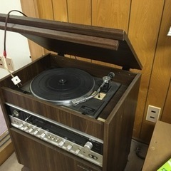 レコードプレーヤー