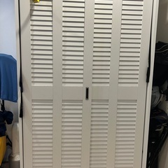 収納ロッカー白★その場で解体できる方のみ