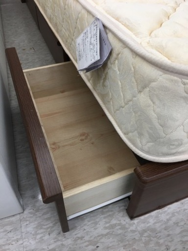 シーリー　シングルベッド　引き出し付き