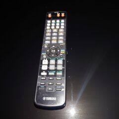 【美品】YAMAHA YRS-1000 ホームシアター テレビ ボード 台 リモコン 5.1ch サラウンド インテリビームの画像