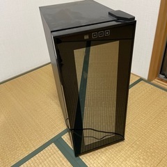 ワインセラー　差し上げます。