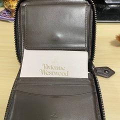 最終値下げ！Vivienne Westwoodの革財布の画像