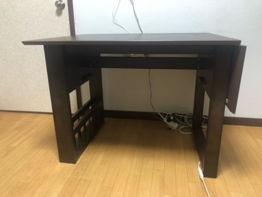 伸長式ダイニングテーブル