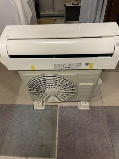 HITACHI 白くまくん　ルームエアコン　RAS-AJ22J　2.2KW　100V　6畳用　2019年製　引取、配送大歓迎