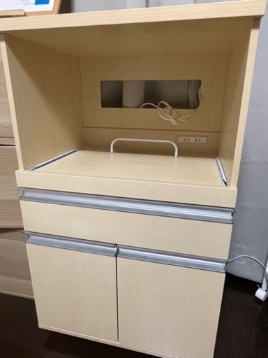 食器棚