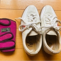 値下げ⭐️ 超美品　ボーリングの球、シューズ、専用バッグセットの画像
