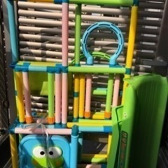 滑り台つきジャングルジム