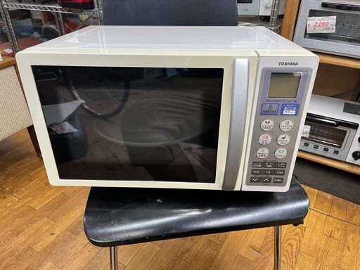 【リサイクルショップどりーむ鹿大前店】No.2446　電子レンジ　東芝　ERBiBi05(WB)　2004年製　( *´艸｀)