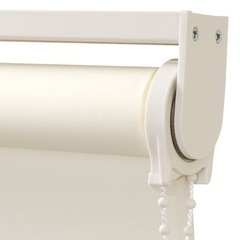 未使用 採光ロールスクリーンカーテンの画像