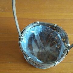 フラワーアレンジメントにいかがですか？　持ち手ありの画像