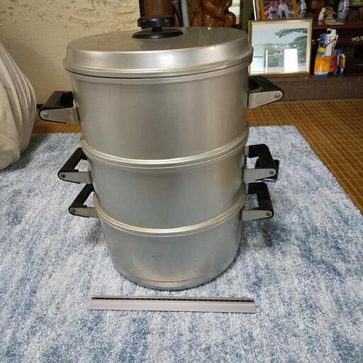 大型蒸し器  少し重いタイプ