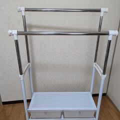 ハンガーラック