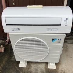 【中古品】DAIKIN　ダイキン ルームエアコン AN22TES-W　おもに6畳用 冷房2.2kW クーラー　空気清浄　除菌　2016年製