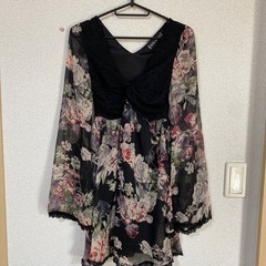 【未使用】ワンピース M