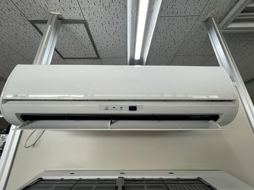 TOSHIBA　ルームエアコン　6畳用(省エネ・節電)　標準取付込み　2018年製 リサイクルショップ宮崎屋住吉店　22.10.23　ｙ