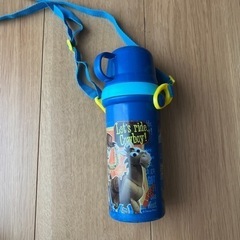 水筒　プラスチックの画像