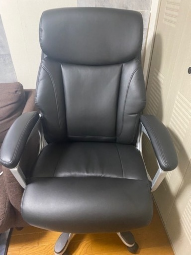 デスクチェア　ほぼ未使用