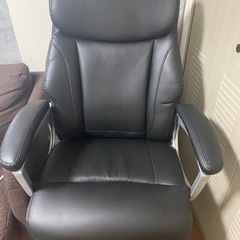 デスクチェア ほぼ未使用