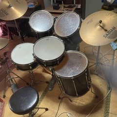 パールドラムセット中古椅子付の画像