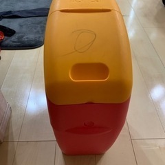 アップリカ　Aprica においなくてポイ　おむつ処理ポット　ゴミ箱