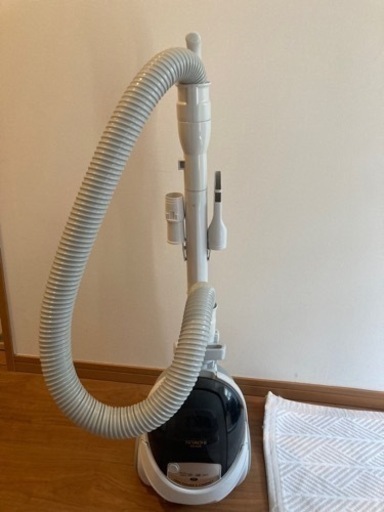 日立掃除機　フィルター１つ付き