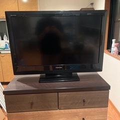 【極美品】32型東芝製テレビ