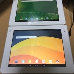 タブレット２個（フォトスタンド用にも）