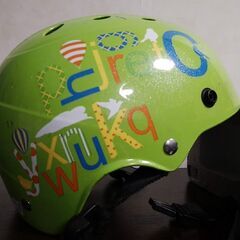 中古美品🔵可愛い子供用 自転車 ヘルメット、男女兼用🔵ブリジストンの画像