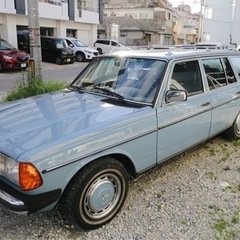 かなり値下げしました！超貴重！オールドベンツ W123 300TDの画像