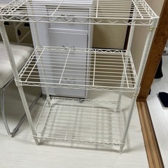 ホワイト 【値下げしました！】三段ラック 美品アイリスオオヤマ