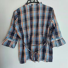 【未使用品】シャツの画像