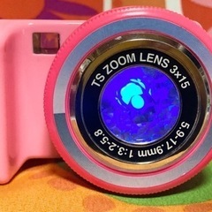 【値下】ペンちゃん デジタル 一眼レフカメラ 中古品 カメラ 光る おしゃべり 動作確認済み の画像