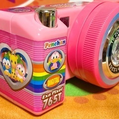 【値下】ペンちゃん デジタル 一眼レフカメラ 中古品 カメラ 光る おしゃべり 動作確認済み の画像
