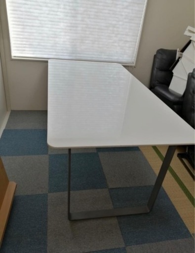 リビングテーブル(6人)-イス着いていないです。