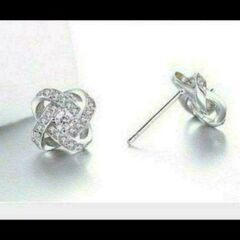 ▼j←←←m18-17  刻印/ブリリアントゴージャスフラワーピアス  202208250636の画像