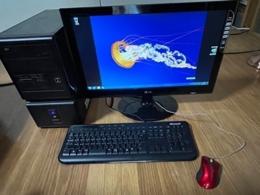 パソコン　動作品 詳細不明