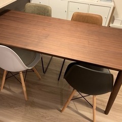 (定価45000円】ダイニングテーブルセットの画像