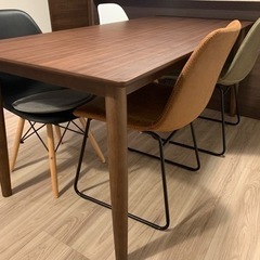 (定価45000円】ダイニングテーブルセットの画像