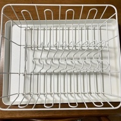 ⭐︎ 値下げしました🎶 ⭐︎ 食器カゴ